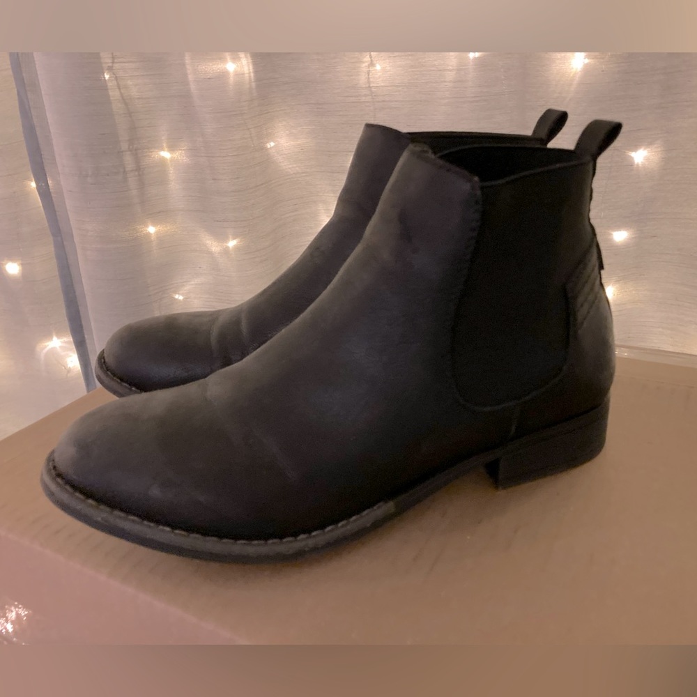 Chelsee Ankle Boots (Size 9)